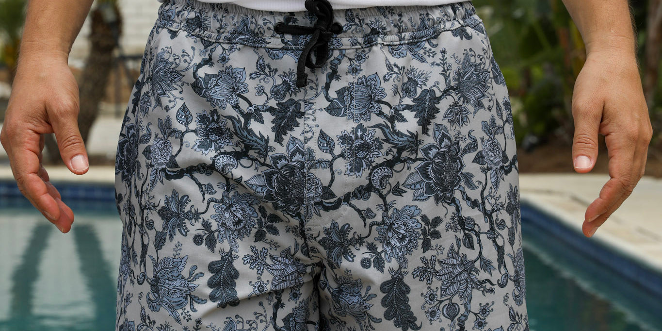 deck short swim trunks